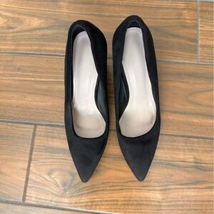 Black Pointed-Toe Women’s Block Herl Dress Pumps